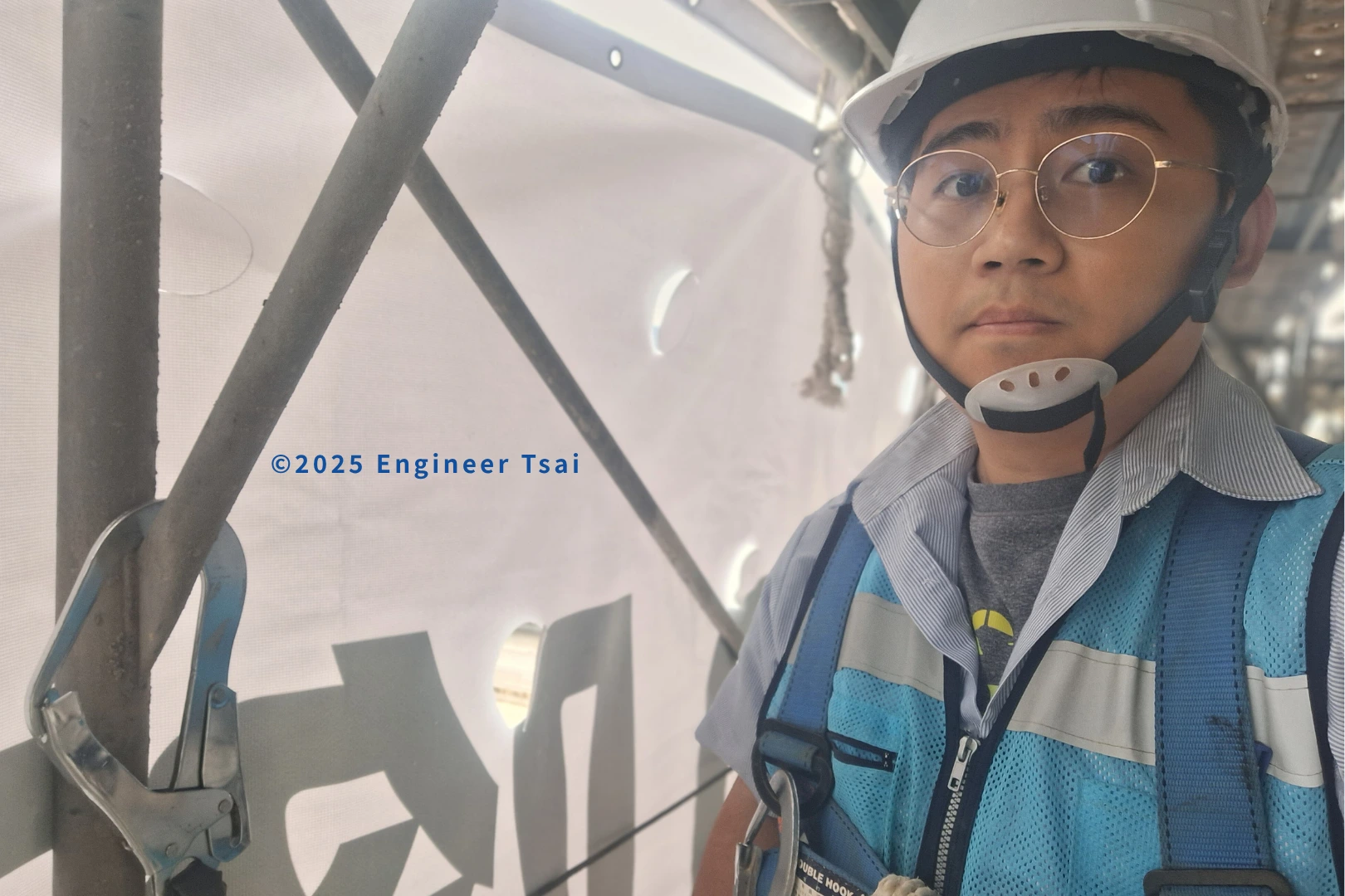 Should You Become an Electrician in the Age of AI?Why I’m Helping People Make the Switch